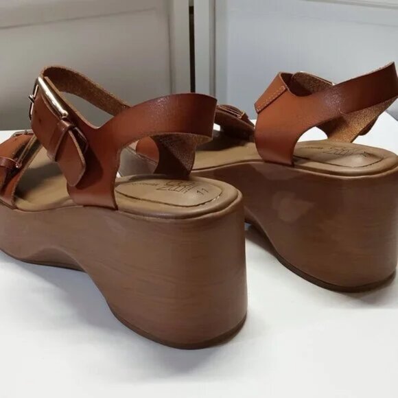No Boundaries Cognac Adjustable Buckle Platform Sandals Size 11 - Picture 6 of 10